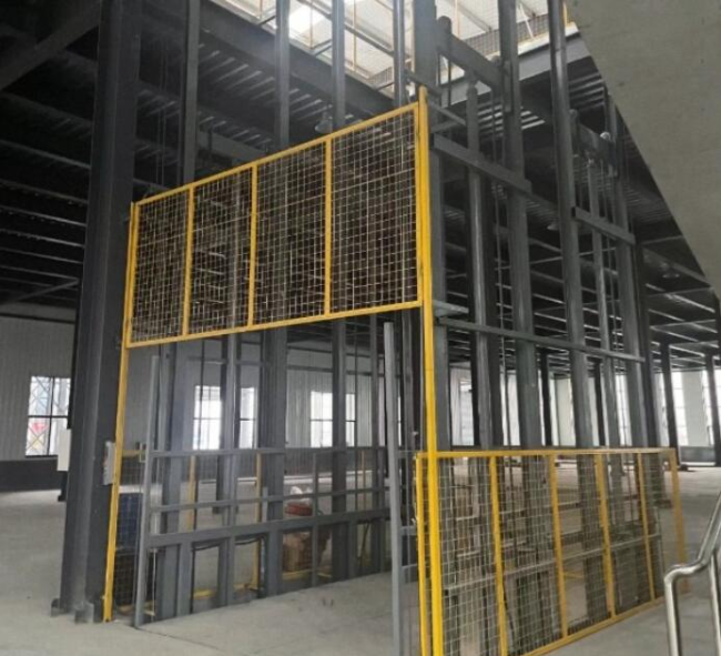 曲麻莱请详细介绍一下货梯安装在室外的维护方法