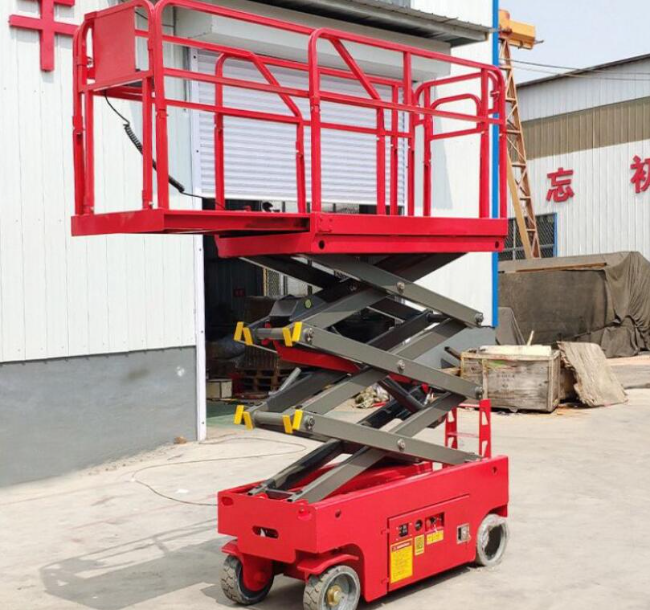 曲麻莱移动剪叉式升降机