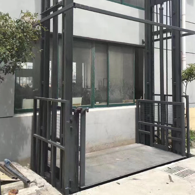 曲麻莱5吨室外升降货梯